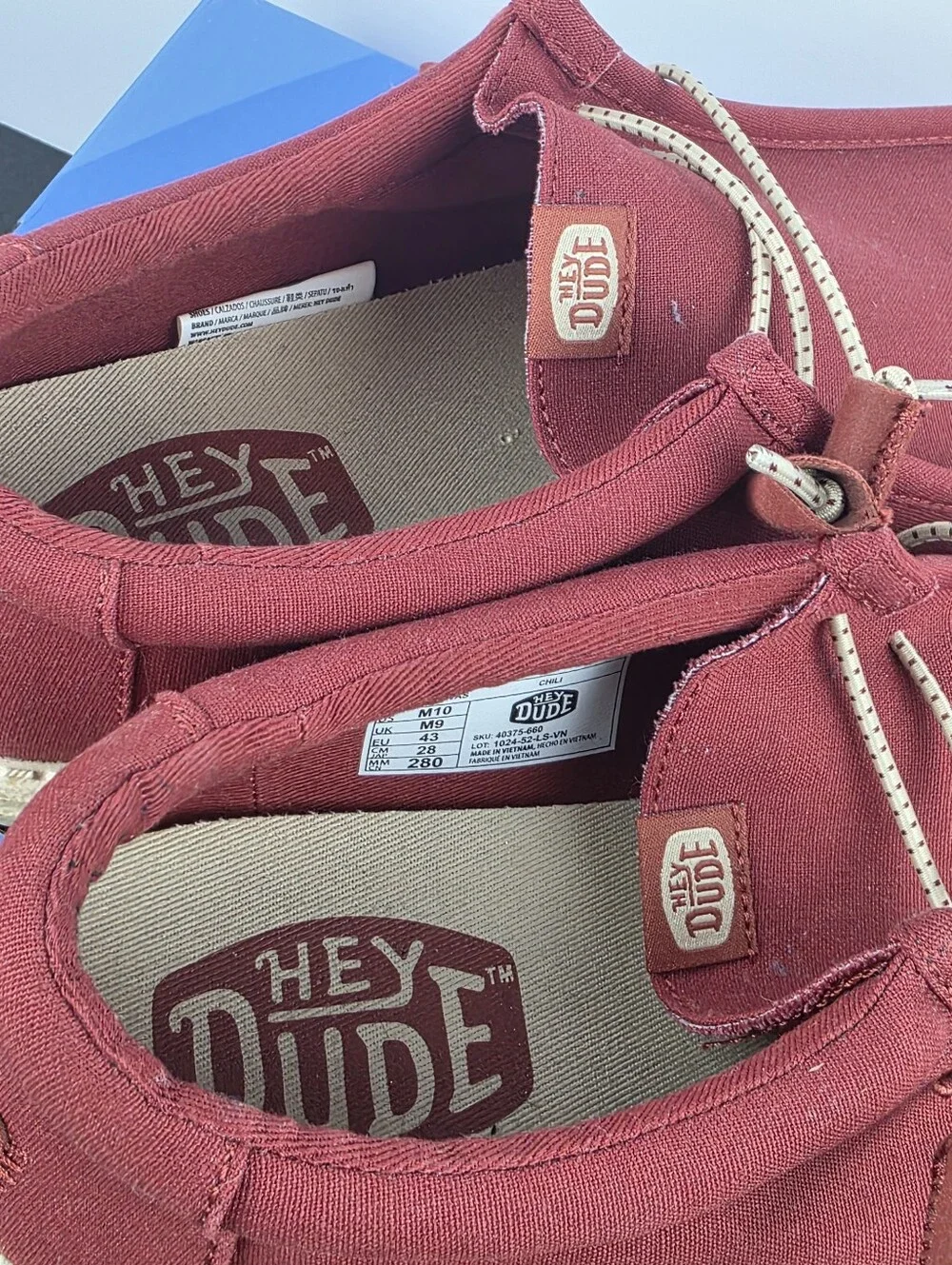 Hey Dude Mens Wally Canvas Chili Size 10
